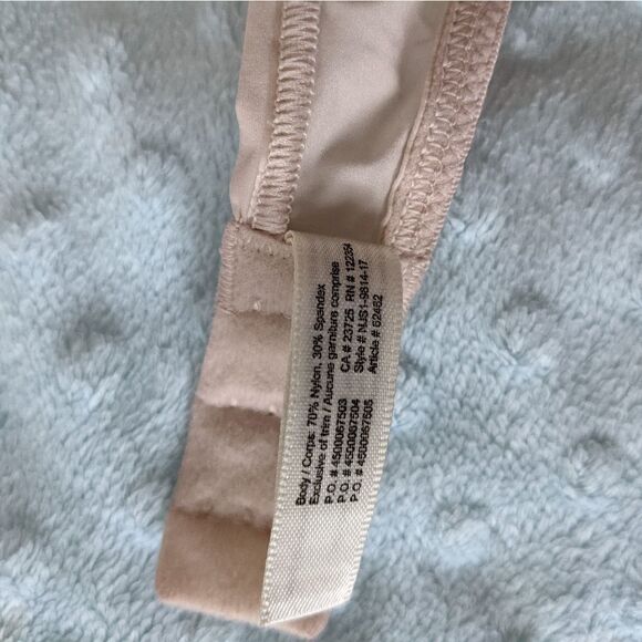 ARITZIA BABATON triangle nude bralette bra size XS B023 - Picture 7 of 11